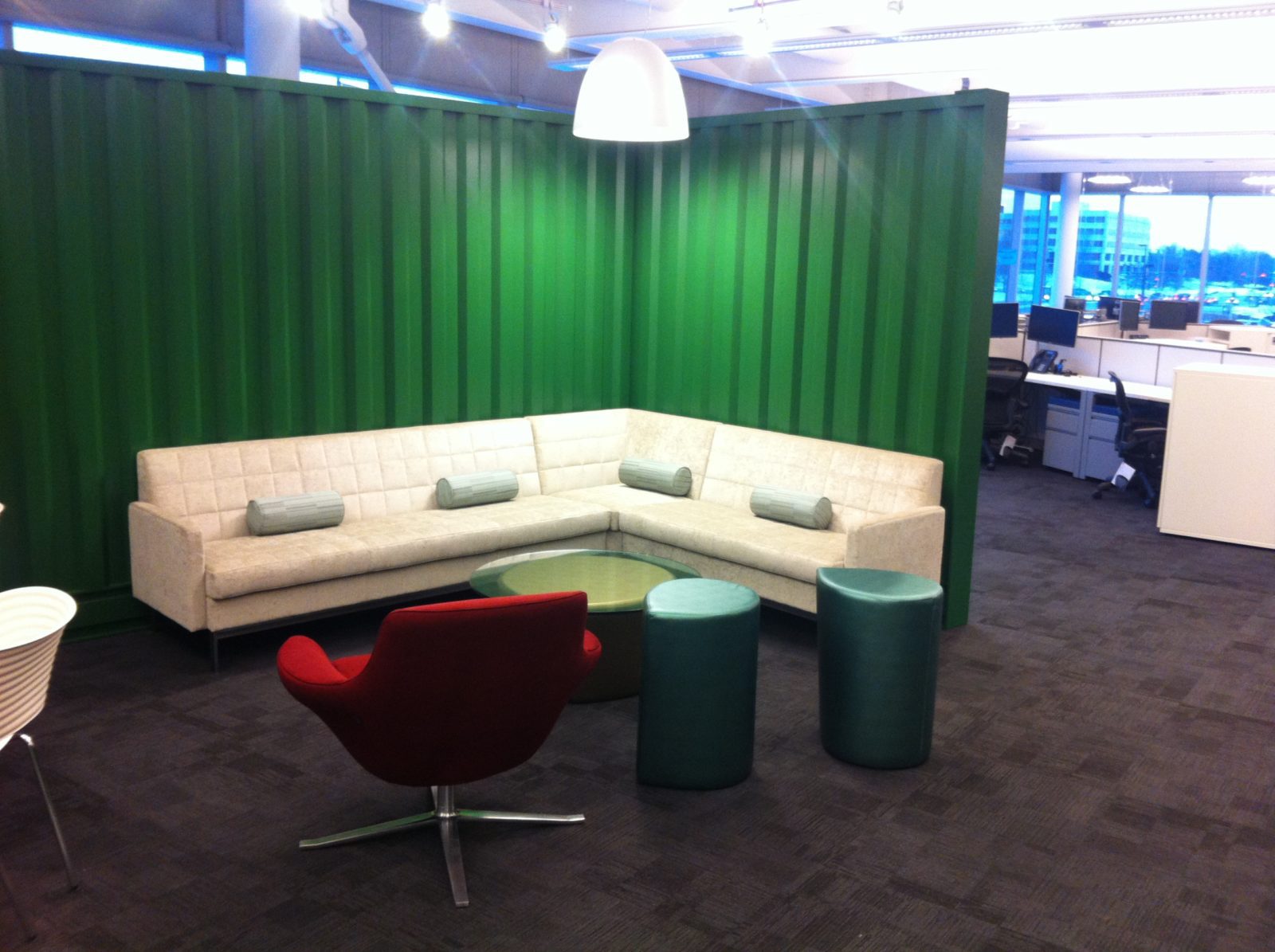 Interior design for Hub Group's environmental graphics