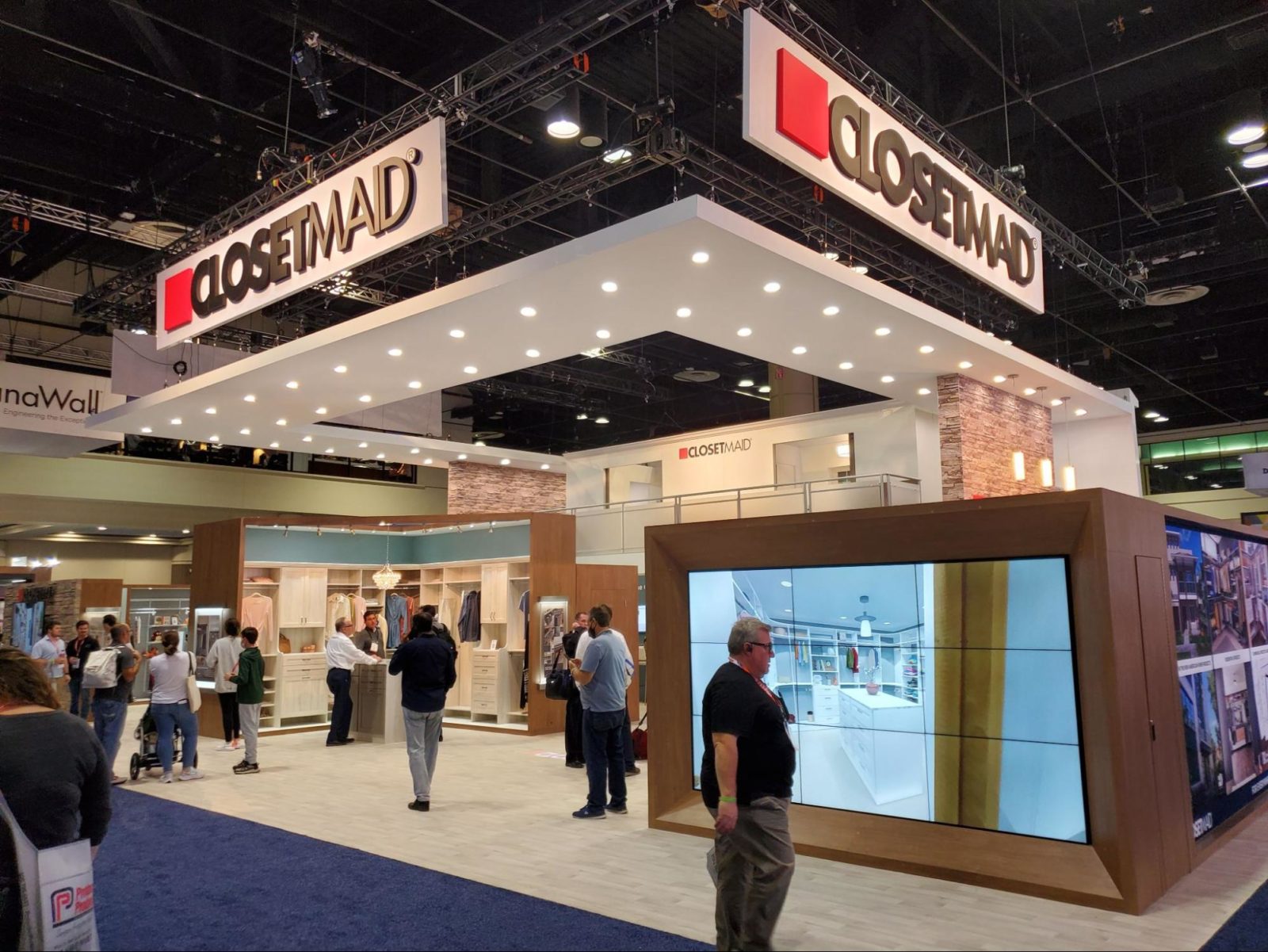ClosetMaid's KBIS 2022 booth was inviting and well-lit.