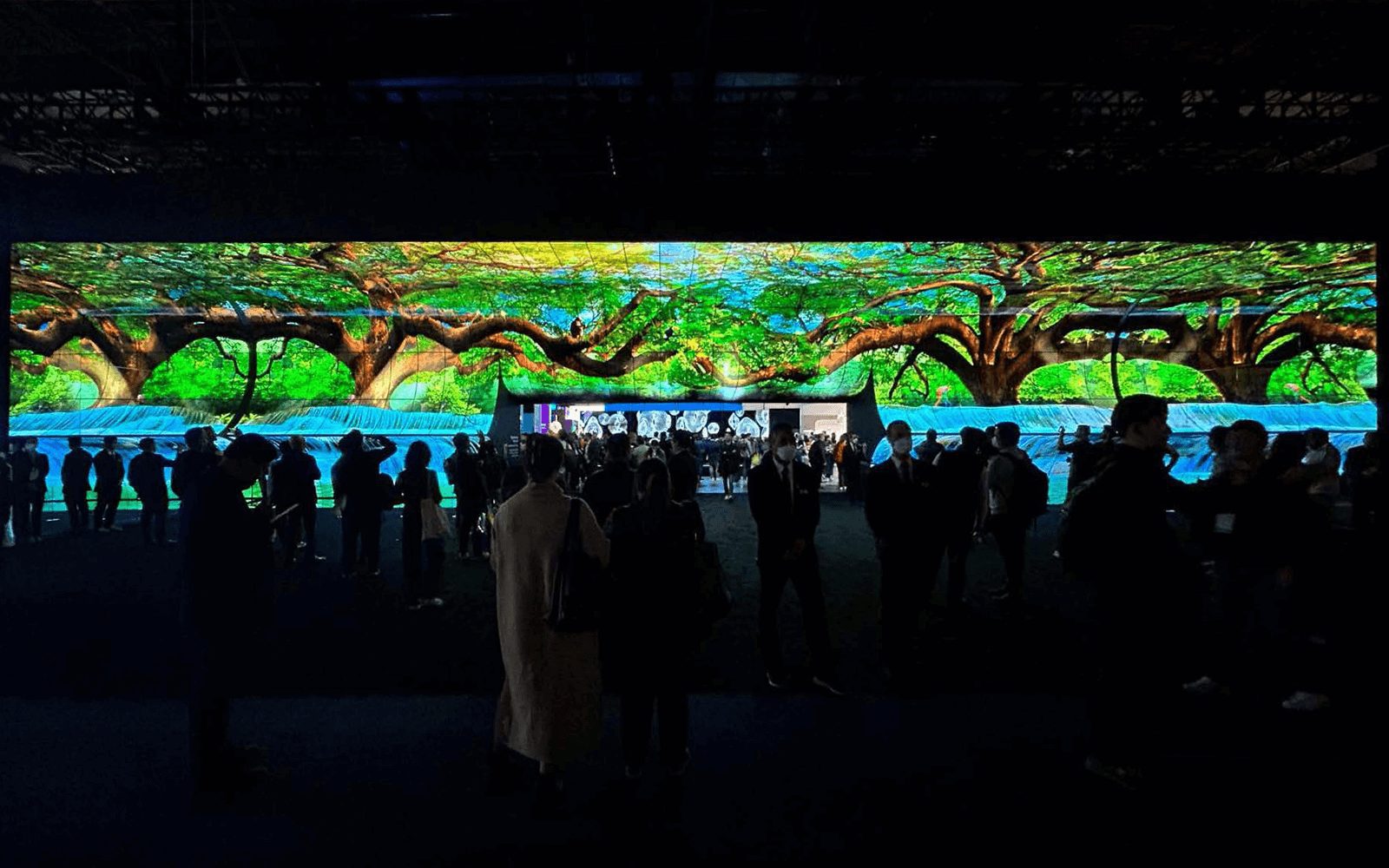 LG's enormous, curved video wall