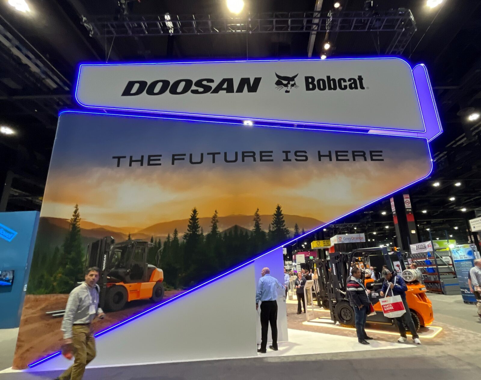 Doosan Exhibit Design